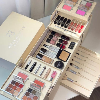 مجموعة مكياج Real Beauty لإطلالة مثالية بجمال يدوم يوميًا دائمًا